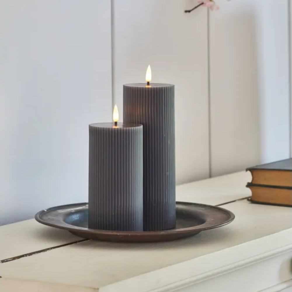 x2 Ribbed Pillar Candle Grey – Nest & Flowers