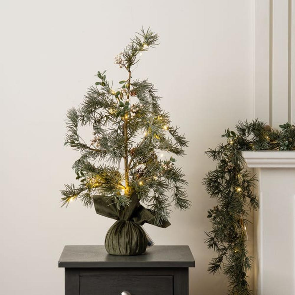 Pre-Lit Natural Feel Tree