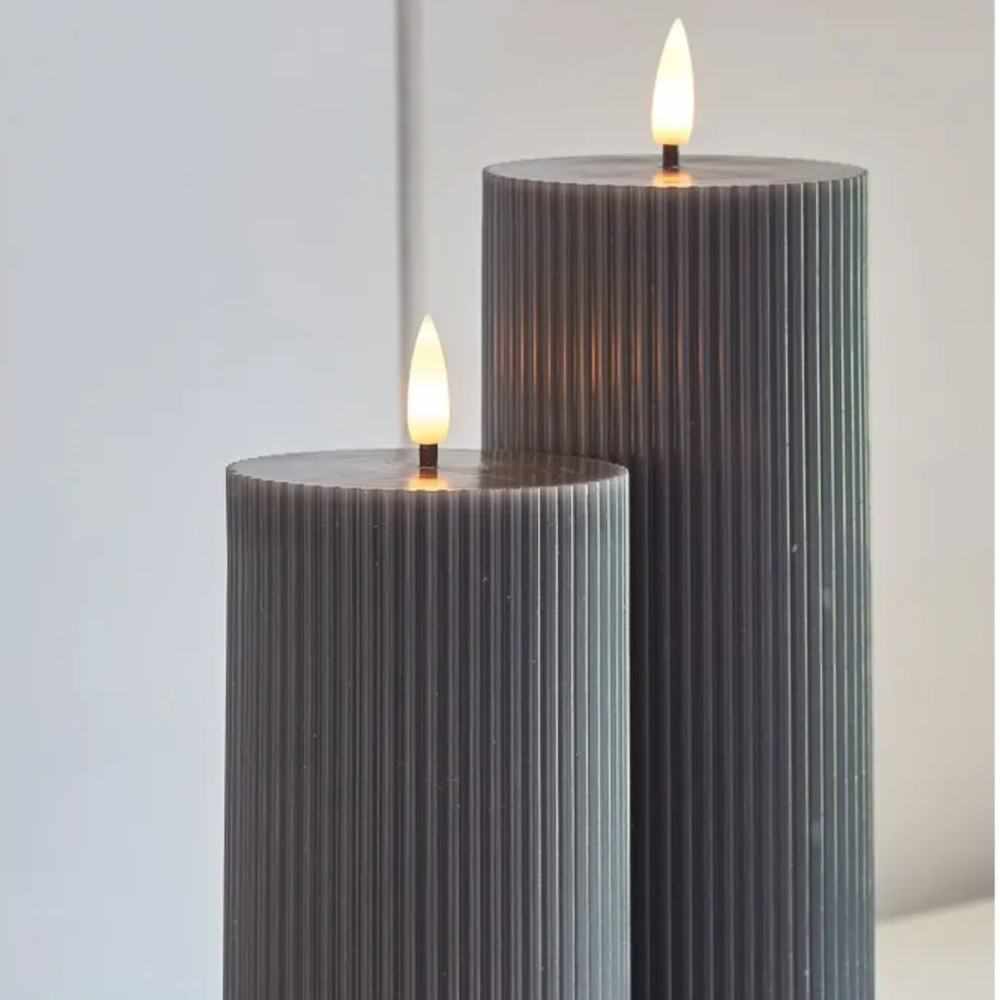 x2 Ribbed Pillar Candle Grey – Nest & Flowers