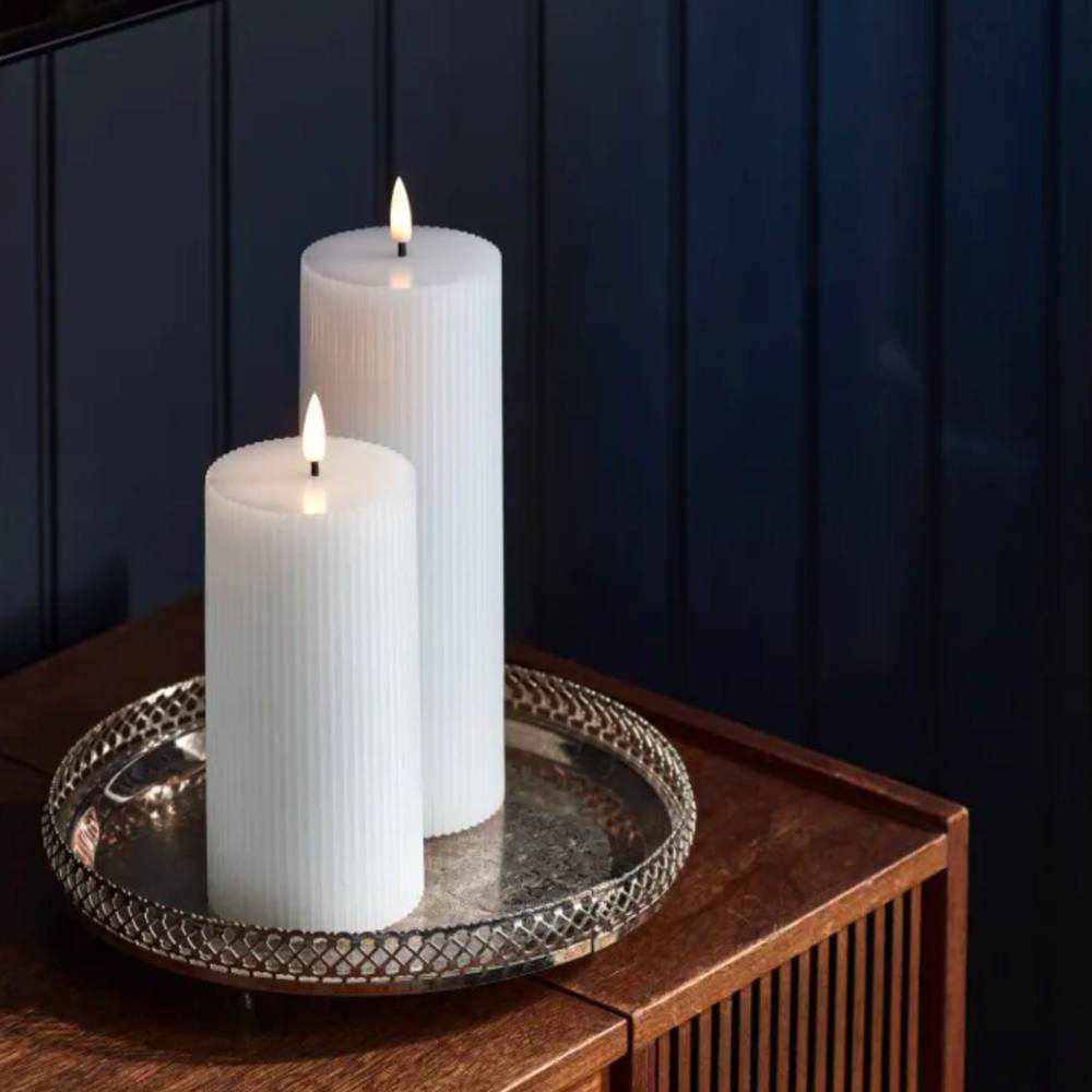 X4 Ribbed Pillar Candle White & Grey