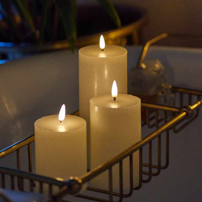 LED Pillar Candles Wide - NEST & FLOWERS