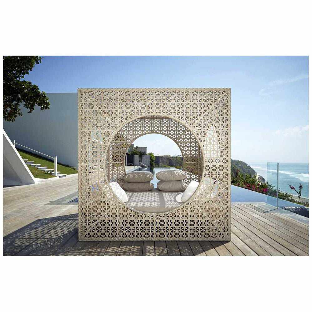Sandbanks Outdoor Daybed